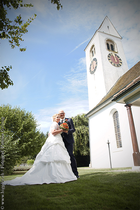 Hochzeit Brautpaarshooting Kirche Niederbipp