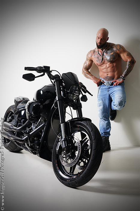 Motorradshooting im Studio