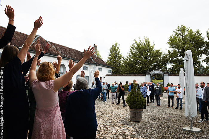 Spalier stehen im Schloss Thunstetten