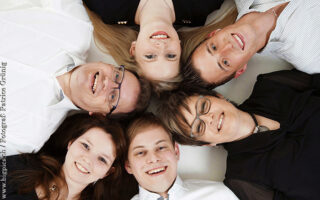 Familienfotoshooting Region Solothurn und Olten – Professionelles Gruppenbild in herzlicher Atmosphäre
